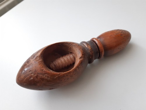 Antiker nussknacker aus - antiker, holz